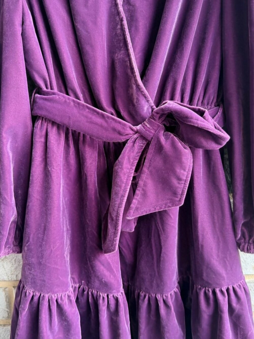 UNTUCKit Long Sleeve V-Neck Faux Wrap Belted Purple Velour Dress Women's Size M - Picture 10 of 11
